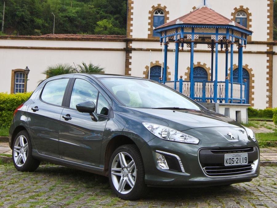  Peugeot 308 2012 года  (BR) (фото 12 из 18)